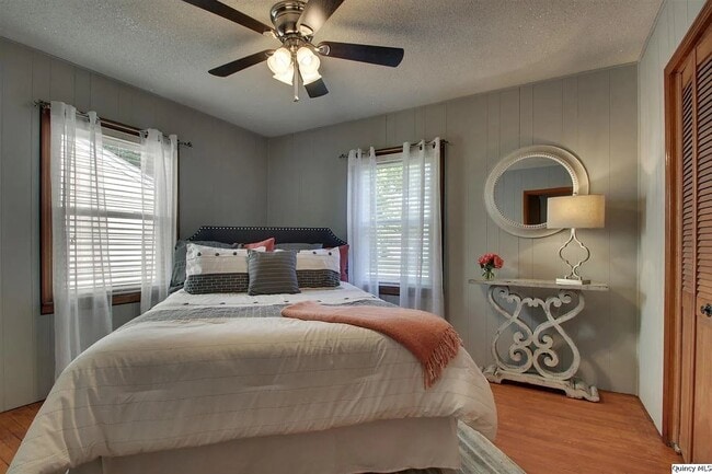 Photo - 2112 Adams St