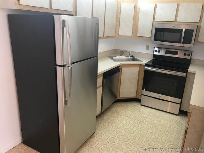 3676 Alder Dr Unidad A2