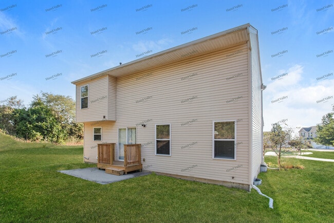 Photo - 382 Gatewood Ct