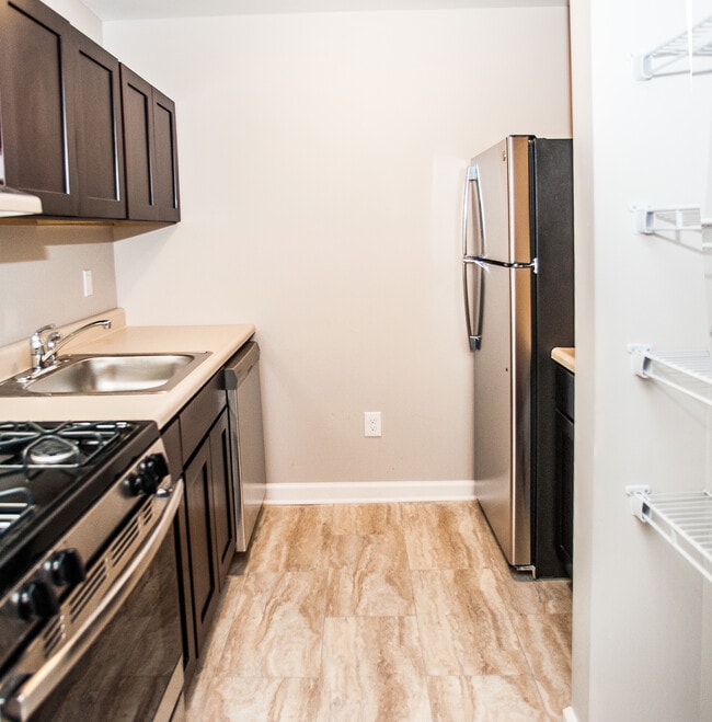 Photo - Summit Place Apartments