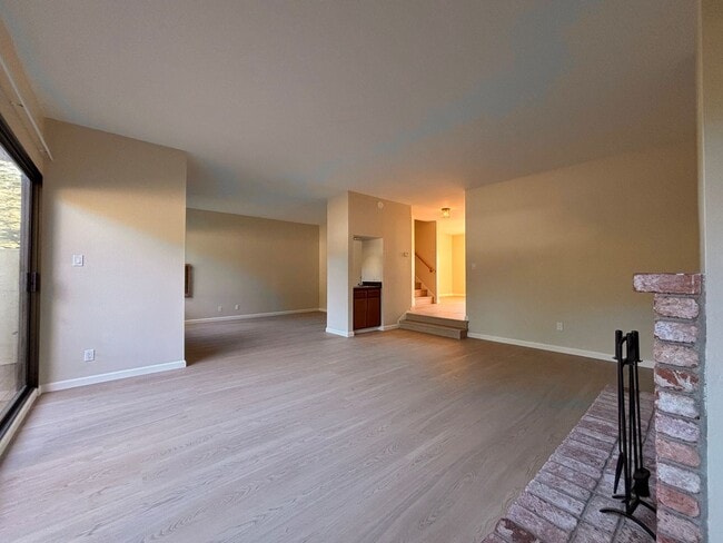 Photo - Updated 3BR Townhome in Forest Knolls with parking