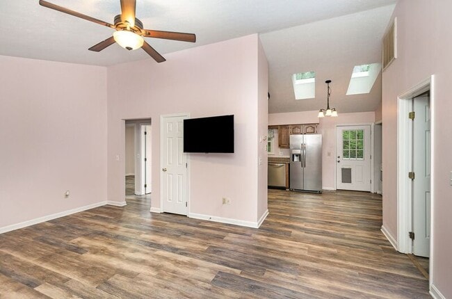 Photo - 12401 Wilderness Park Dr