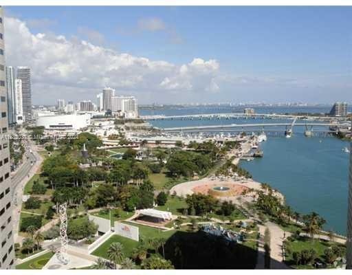 Building Photo - 325 S Biscayne Blvd Unit 2718 Rental