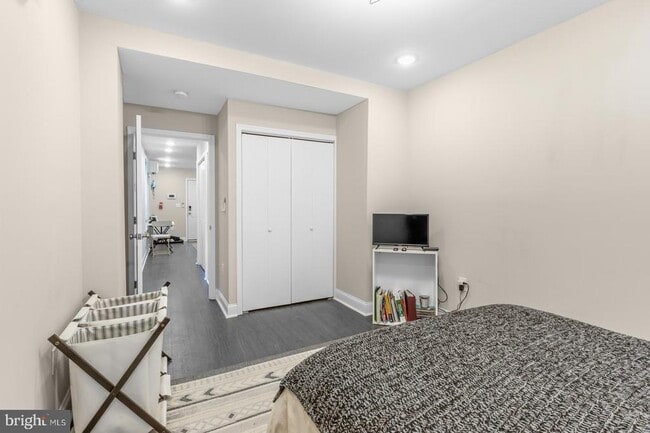 Photo - 624 N 35th St Unidad 2