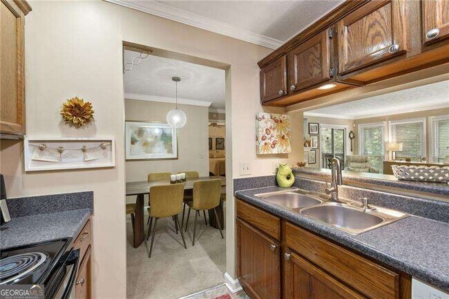 Photo - 525 Warm Springs Cir