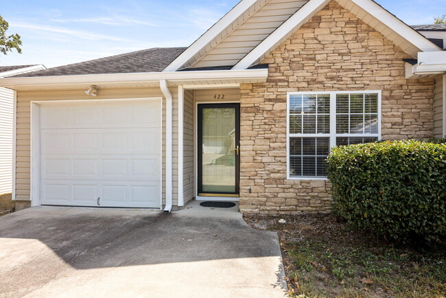 Building Photo - 422 Northrop Pl
