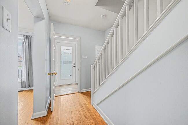 Photo - 1677 Baseline Rd