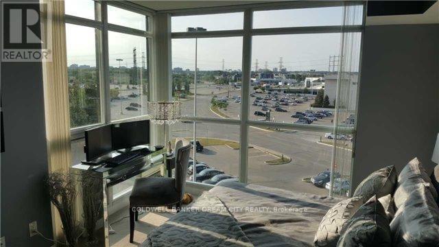 Photo - 235 Sherway Gardens Rd Unité 507