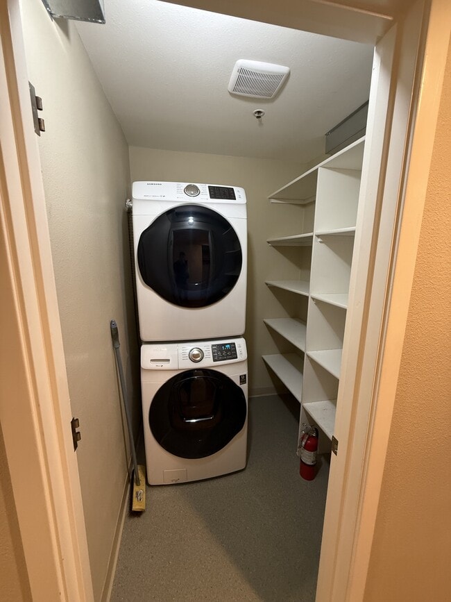 Photo - 1500 SW Park Ave