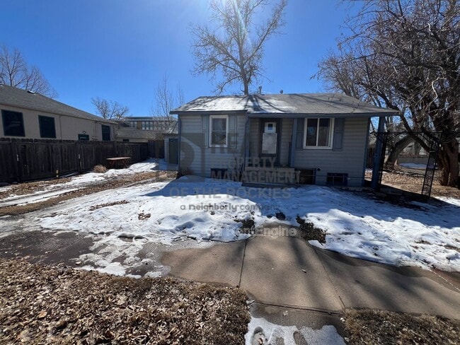 Building Photo - 916 E Flint St