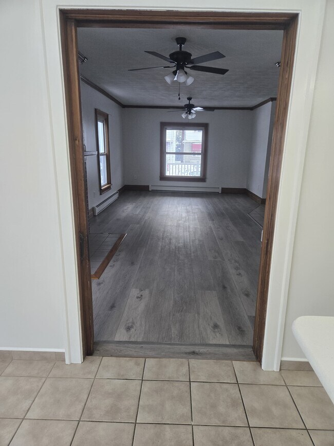 Photo - 146 William St Unit 146