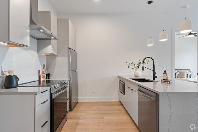 Building Photo - The Haysboro Rental