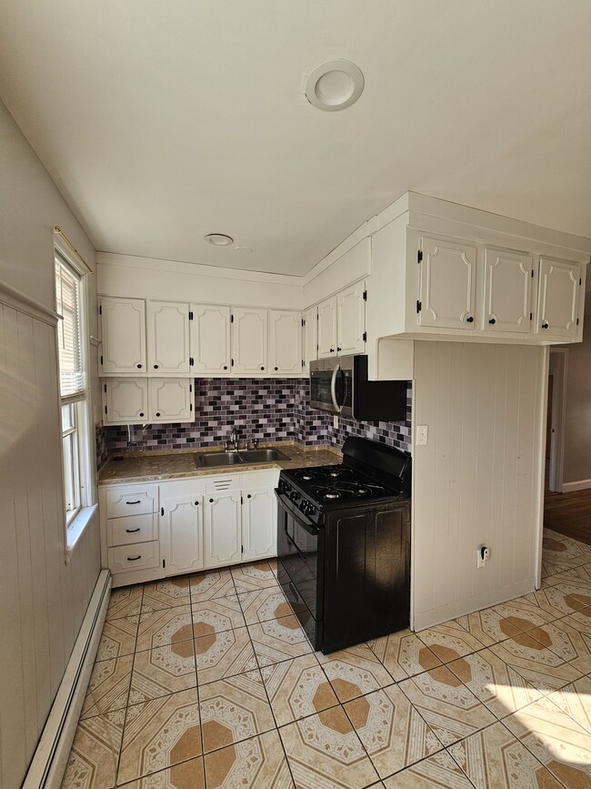 Photo - 91 Berkshire St Unit 2