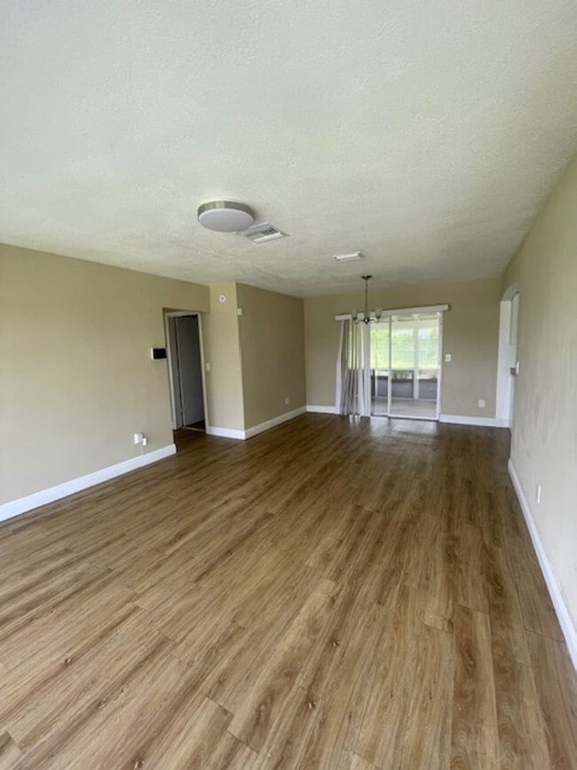 Photo - 1023 Gerona Ave