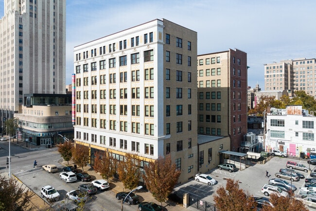 Metropolitan Lofts