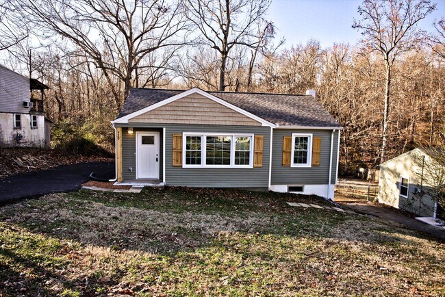 Photo - 970 Swift Dr