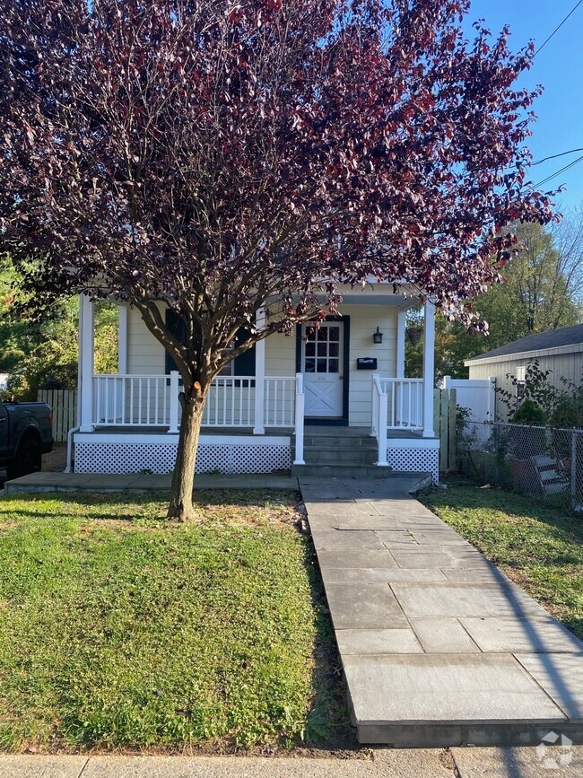 Building Photo - 424 Washington Ave Rental