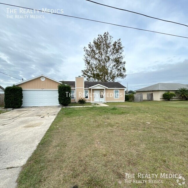 Building Photo - Available January 20th! - 3BR/2BA Home in ...