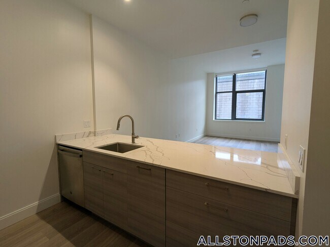 Photo - 1079 Commonwealth Ave Unit 316