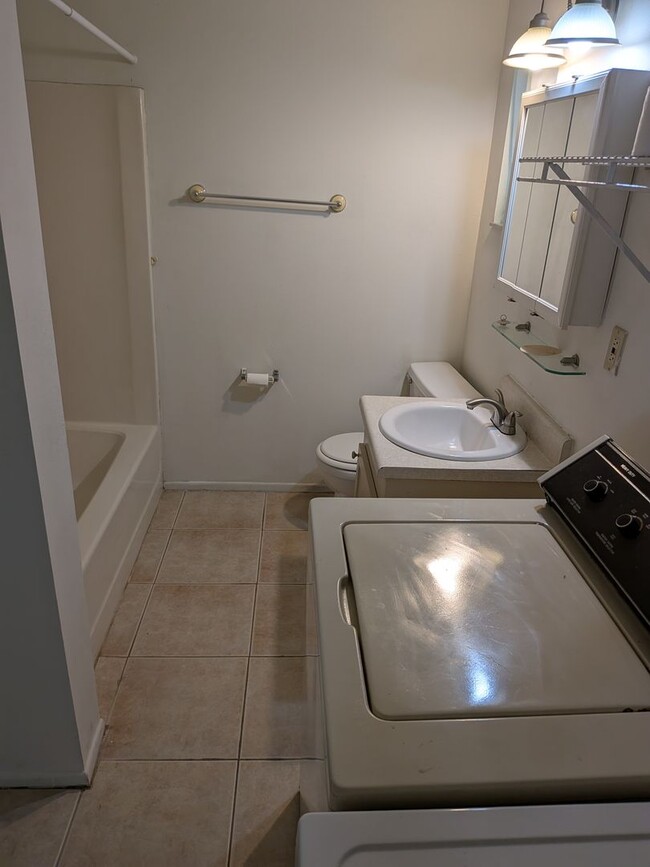 Photo - 1 bed/1 bath $1000/month in Dade City!