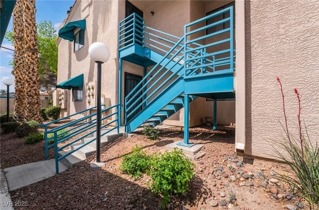 Photo - 2225 Pine Breeze Ln Unit 201