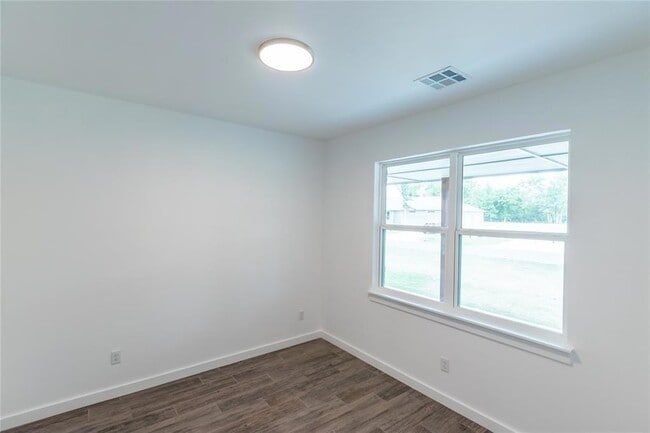 Photo - 1679 Kalidy Dr