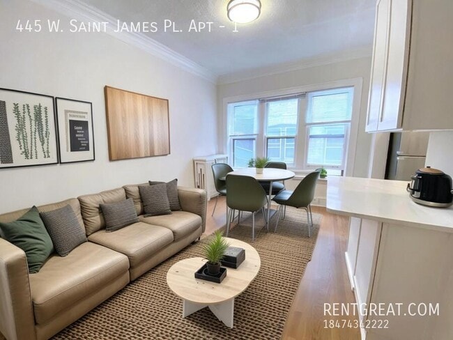 Photo - 445 W St James Pl Unidad 1