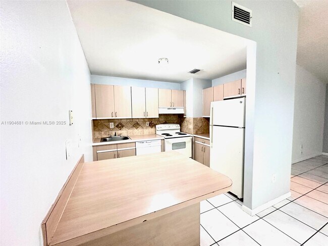 Photo - 7680 SW 156th Ct Unit B115