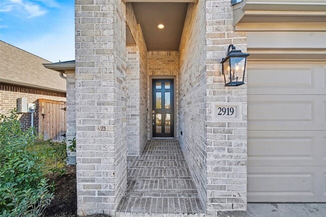 Photo - 2919 Orange Leaf Dr