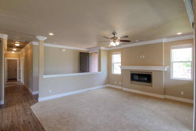 Photo - Brand New Build!