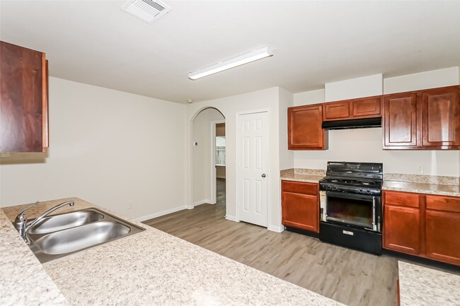 5614 Amelia Plantation Dr