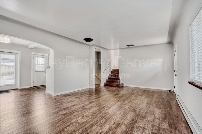 Photo - 201 S Meade St