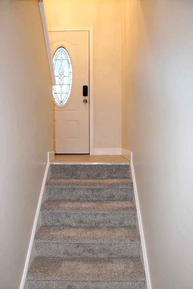 Photo - 7 White Birch Dr