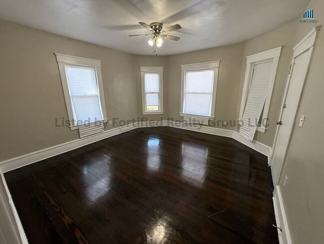 Photo - 170 King St Unit Apt 2