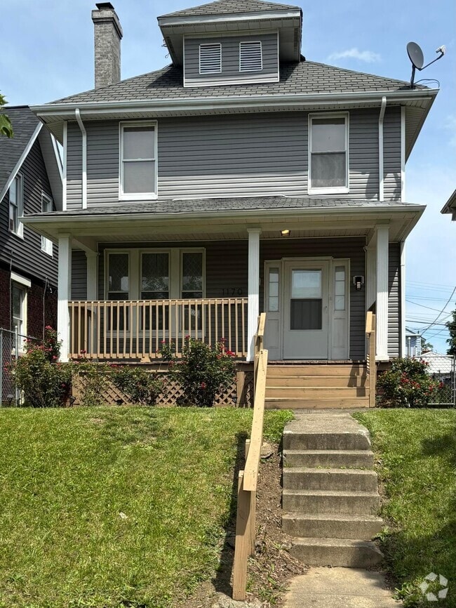 Building Photo - 1170 Walters St Rental