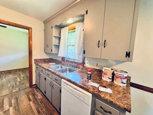 Photo - 5930 Edgewood Ave