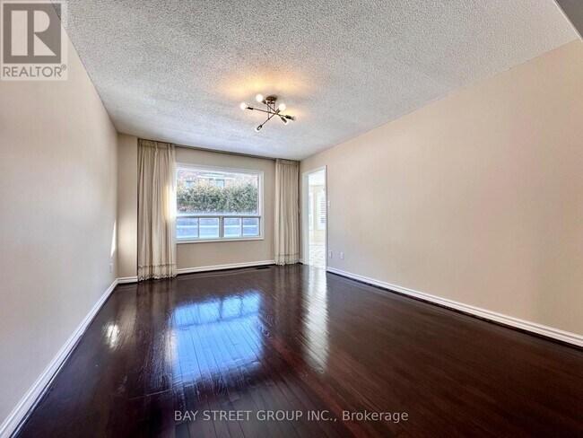 Photo - 7 Delancey Crescent