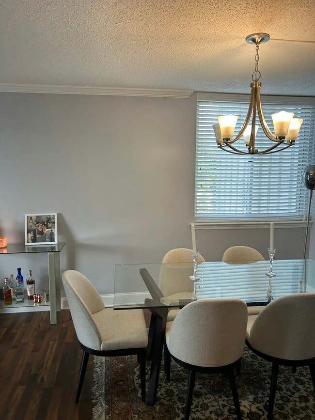 1131 Stringers Ridge Rd Unit 3C