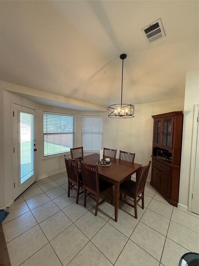 Photo - 6007 Lone Star Ct