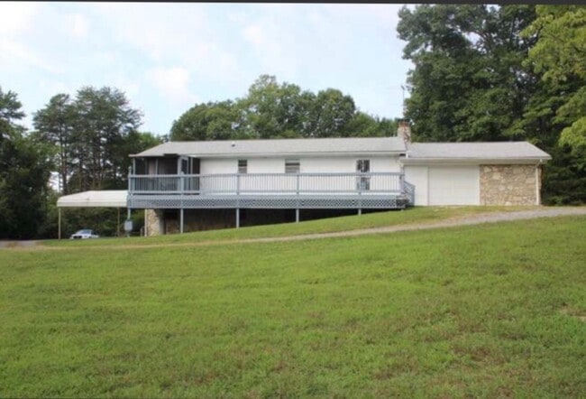 Photo - 1951 Clinton Hwy