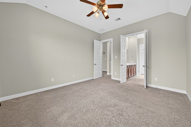Photo - 1924 Auburn Willow Ln