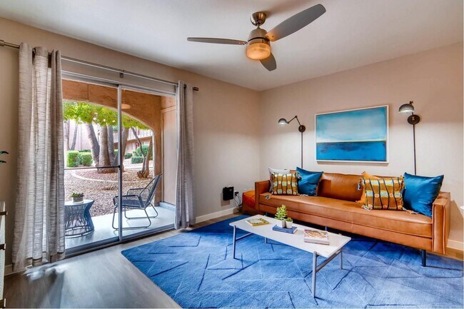 Visconti at Camelback apartments — community photo