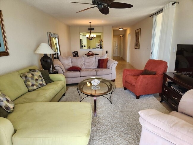 6105 Bahia Del Mar Cir N Unit 283