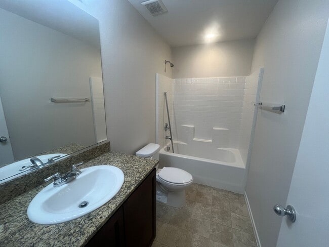 Photo - 2 bedroom Townhome located near Nellis Air...