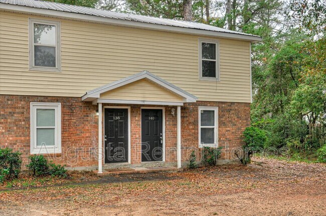 Building Photo - 140 Chalet North CT