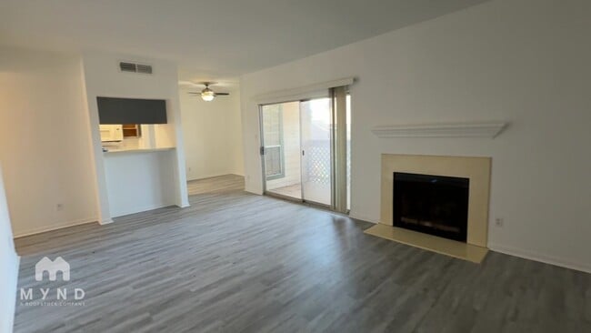 Building Photo - 6500 Harbor Town Dr