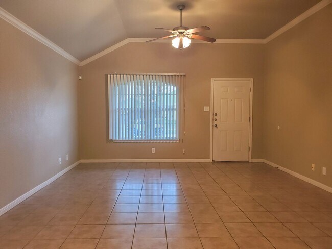 Photo - 1306 Powder River Dr Unit B