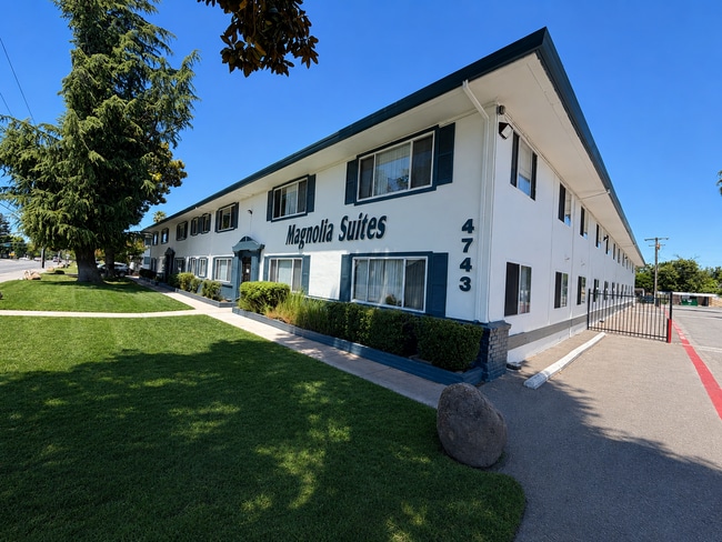 Magnolia Suites