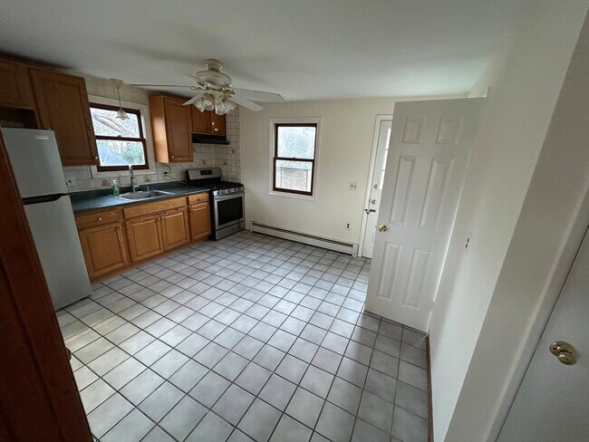 Photo - 5 Woodlawn Ave