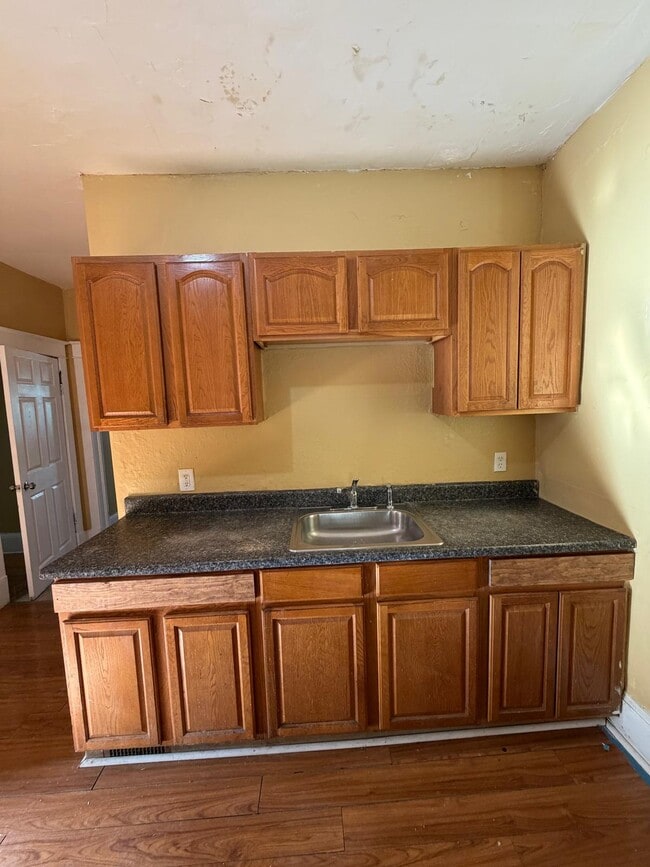 Photo - 516 2nd St Unit 1